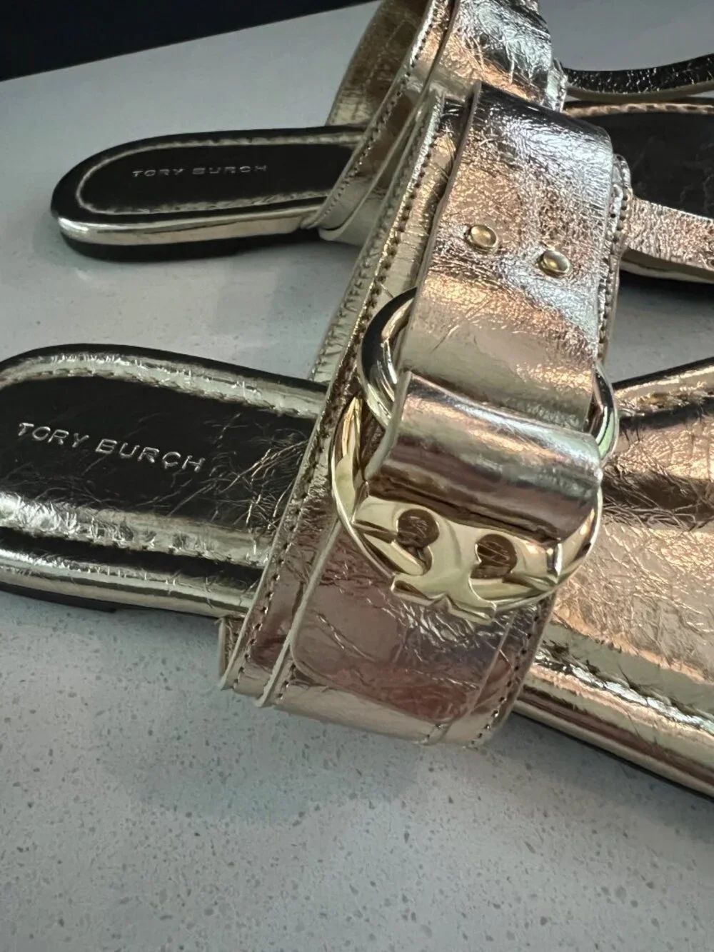 Tory Burch Selby gold Leather Thong Sandals flats slides size 7.5